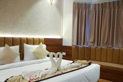 Hotel Radha Krishnam Vrindavan
