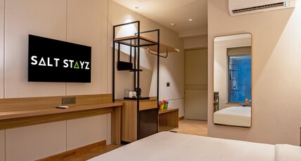 Pause by Saltstayz- East of Kailash Room Type - Deluxe Room Pause by Saltstayz- East of Kailash Room Type - Deluxe Room