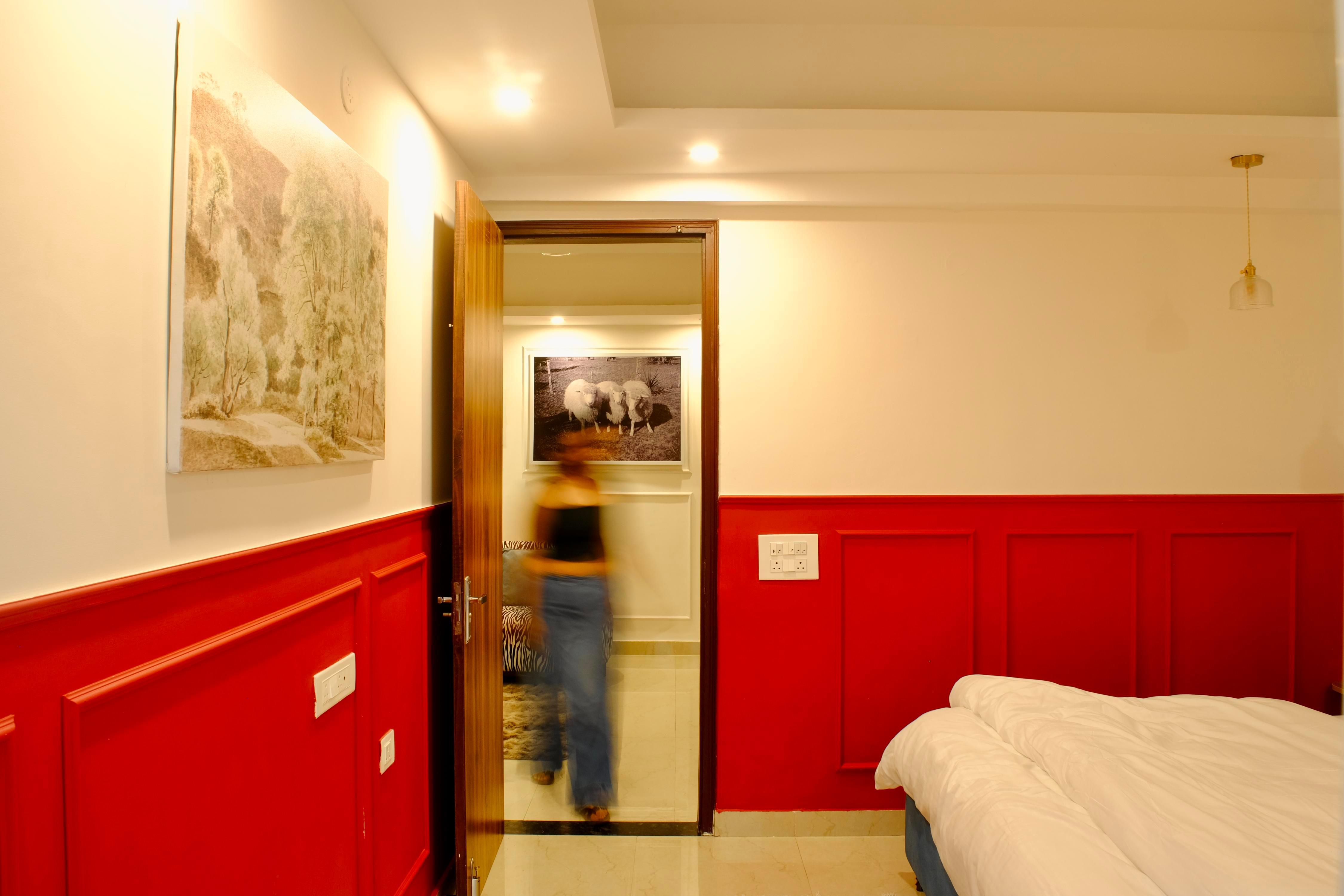 Foxtail 2BHK Rajpur Rd - Tap to explore photos