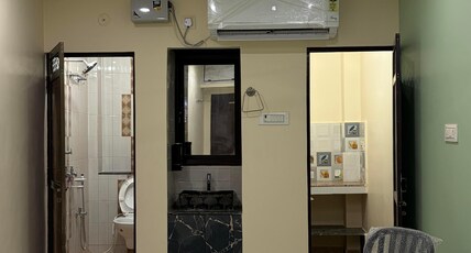 Om Kaashi Divine Stay Room Type - Om Kaashi Divine Stay Om Kaashi Divine Stay Room Type - Om Kaashi Divine Stay