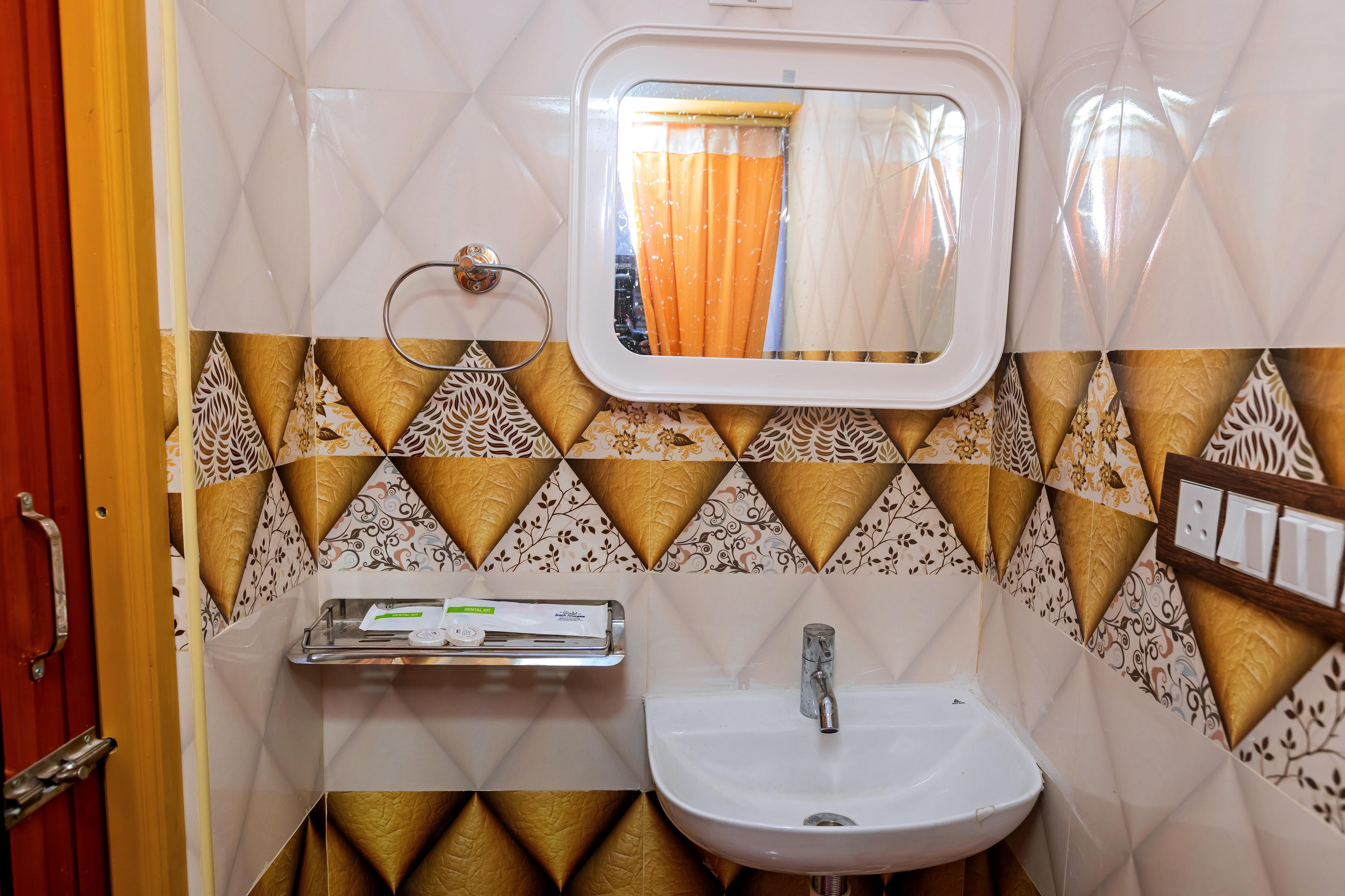 DGN Hotels Near Jipmer - Tap to explore photos