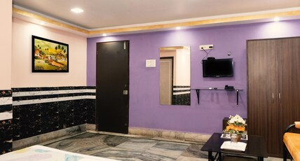 Metro Stay Guest House Room Type - Super Deluxe Room Metro Stay Guest House Room Type - Super Deluxe Room