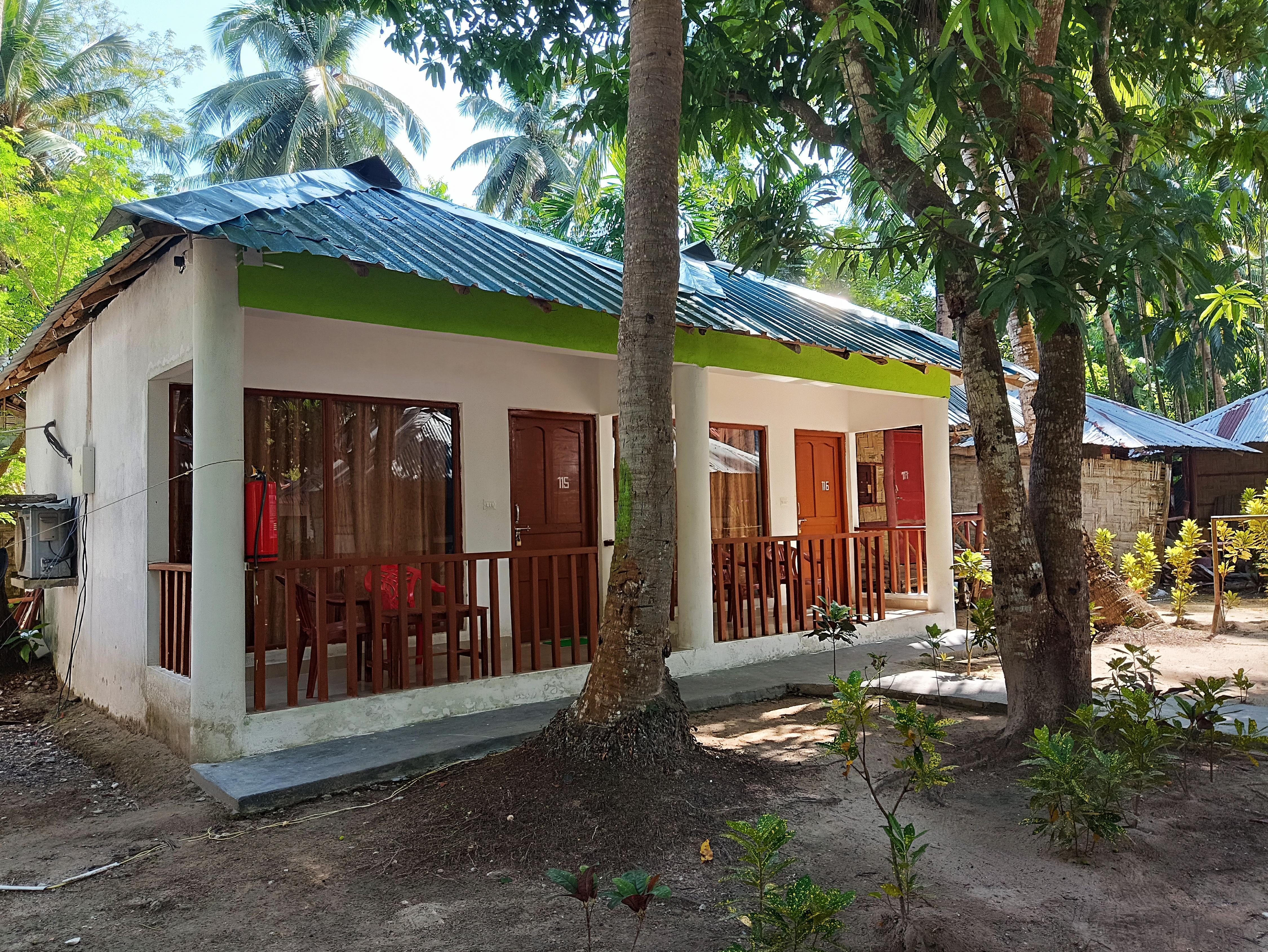 SEA VIEW BEACH RESORT - Tap to explore photos