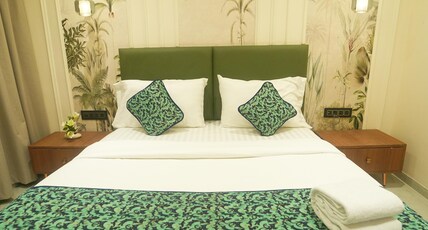 Hotel Pritesh Solitaire Room Type - Standard Ac Room Hotel Pritesh Solitaire Room Type - Standard Ac Room