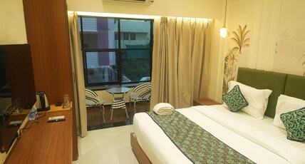 Hotel Pritesh Solitaire Room Type - Super Deluxe Room Hotel Pritesh Solitaire Room Type - Super Deluxe Room