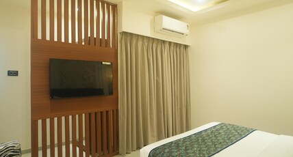 Hotel Pritesh Solitaire Room Type - Executive Room Hotel Pritesh Solitaire Room Type - Executive Room