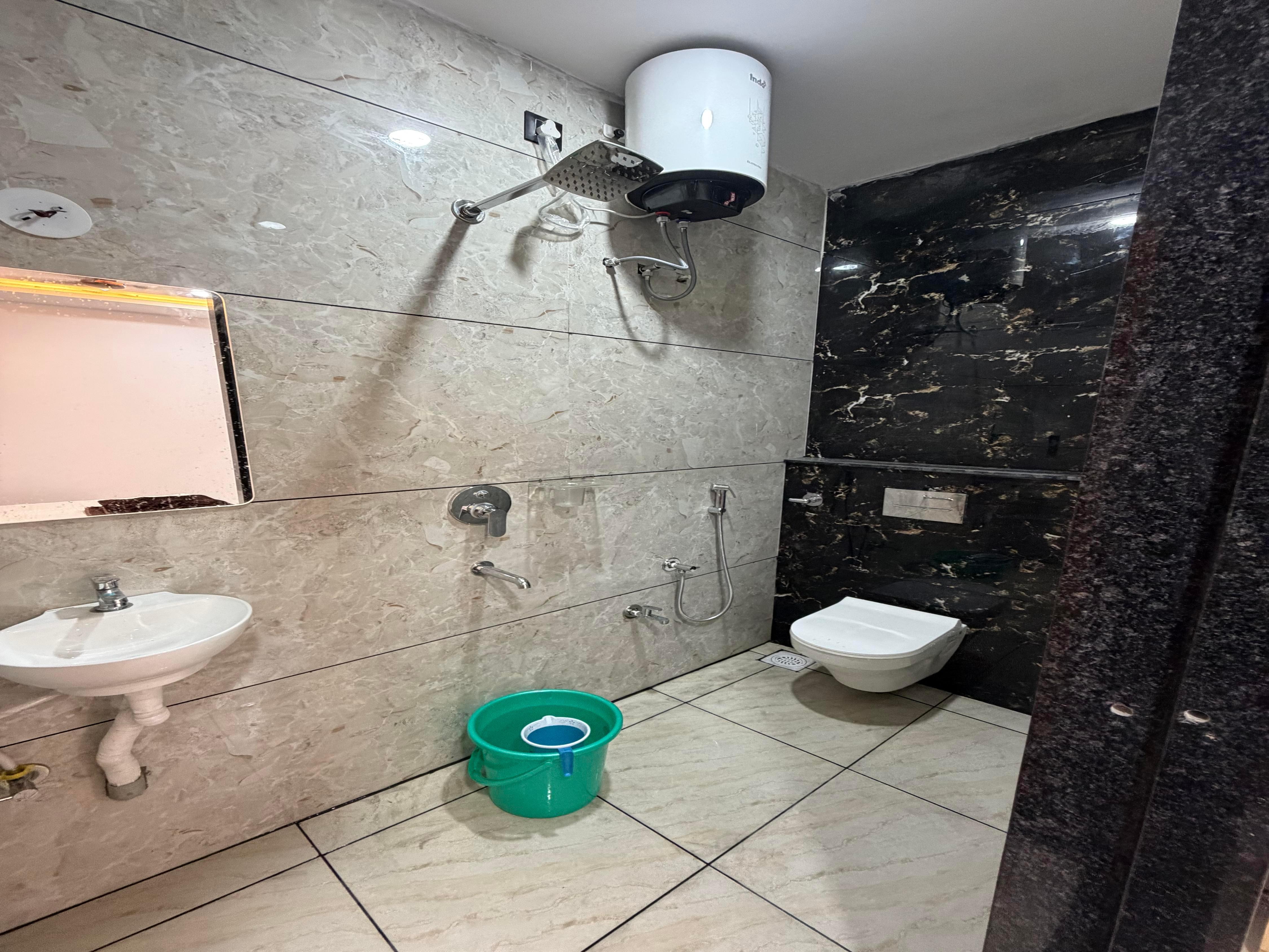 Rameshwaram guest house - Tap to explore photos