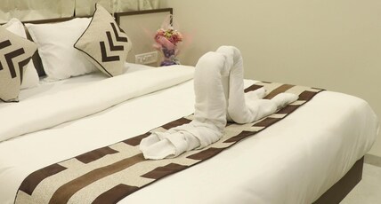 Madhu's Palace Room Type - Deluxe Junior Suite
