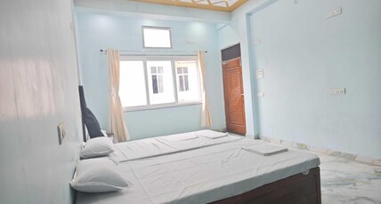 Khushi Home Stay Room Type - Deluxe Room