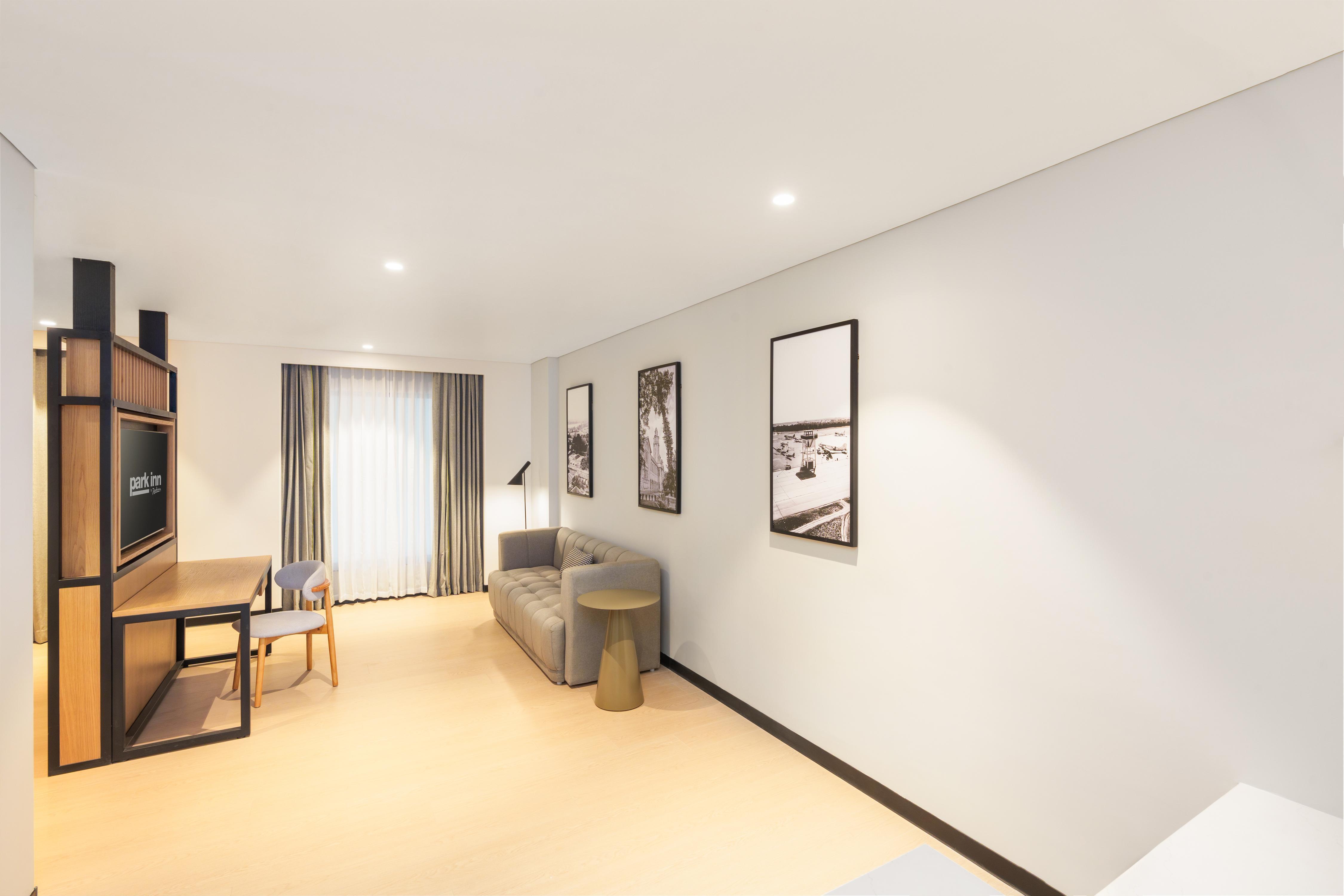 Park Inn by Radisson Bengaluru Whitefield - Tap to explore photos