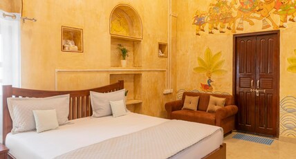 Chaubeyji's Heritage Hotel Room Type - Standard Suite