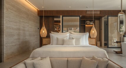 La Mewali Room Type - Suite Room with Lagoon Access