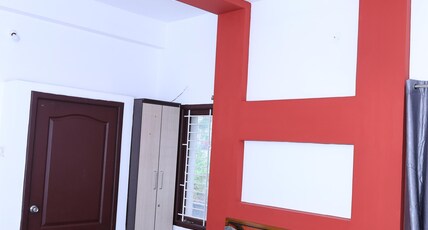 Luxe Residency Chennai Room Type - Deluxe Room