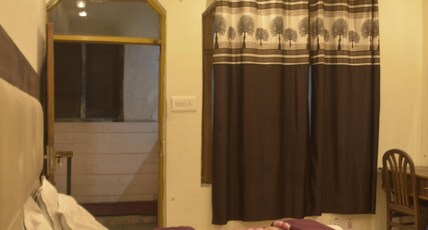 Jessica Hotel Dalhousie Room Type - Room No.103