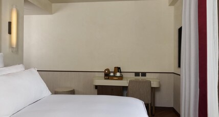 Palazzo Sanzio Roma, A Radisson Collection Hotel Room Type - Collection Premium Room