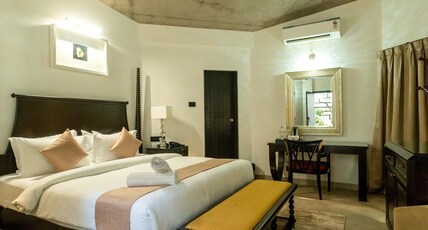 Crystal Hive By SpicyMango Room Type - Crystal Signature Pool Room