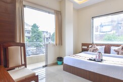 Address of Hotel Gold Coin