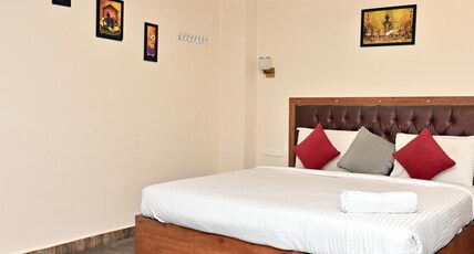 Hotel Ganesh Mahalakshmi Inn Room Type - Deluxe Room