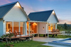SaffronStays Cedar & Sky