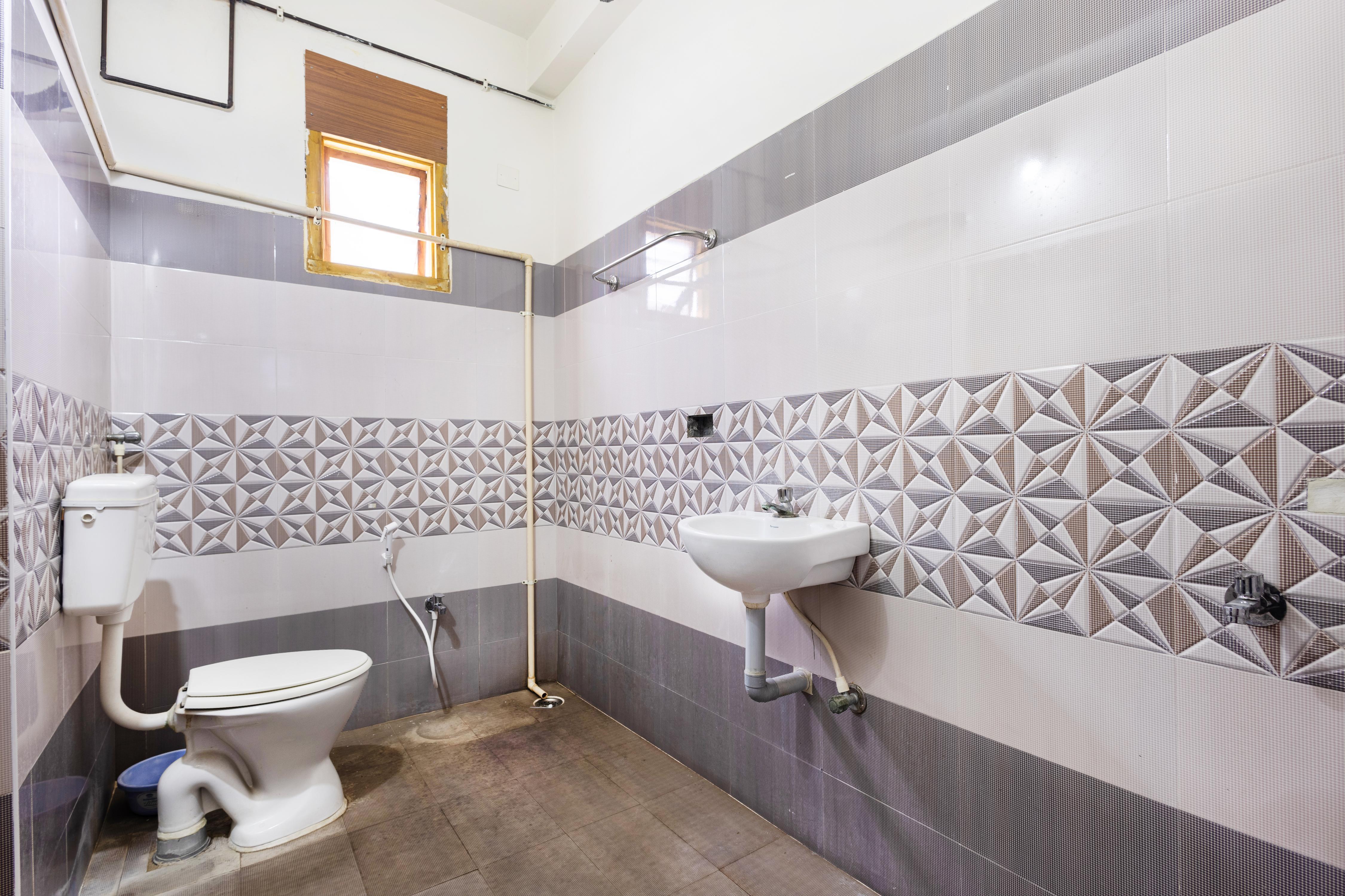 Sapthami Luxury Rooms - Tap to explore photos