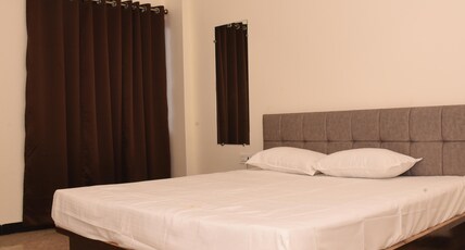 Hotel Vedic Room Type - Deluxe Room