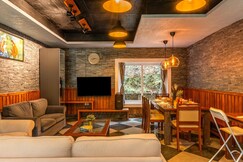 ELIVAAS Signature Kavyath Valley | 4 BHK Villa Pvt Pool, Gym