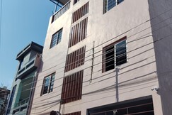 YP SHREE NATH PG GUEST HOUSE