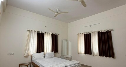 ShreeDham Stay Room Type - G1