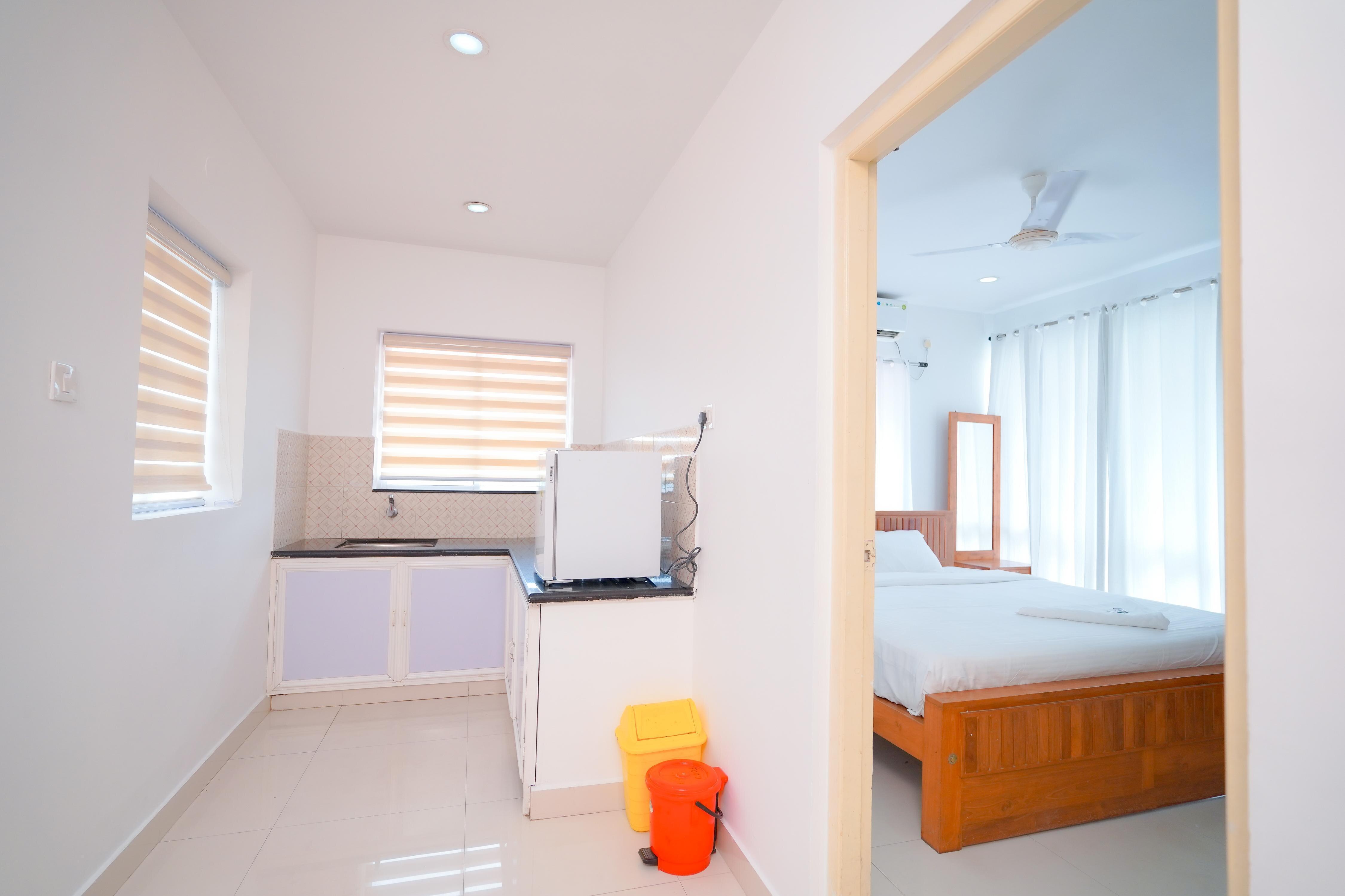 Le Mansion Suites Edappally - Tap to explore photos