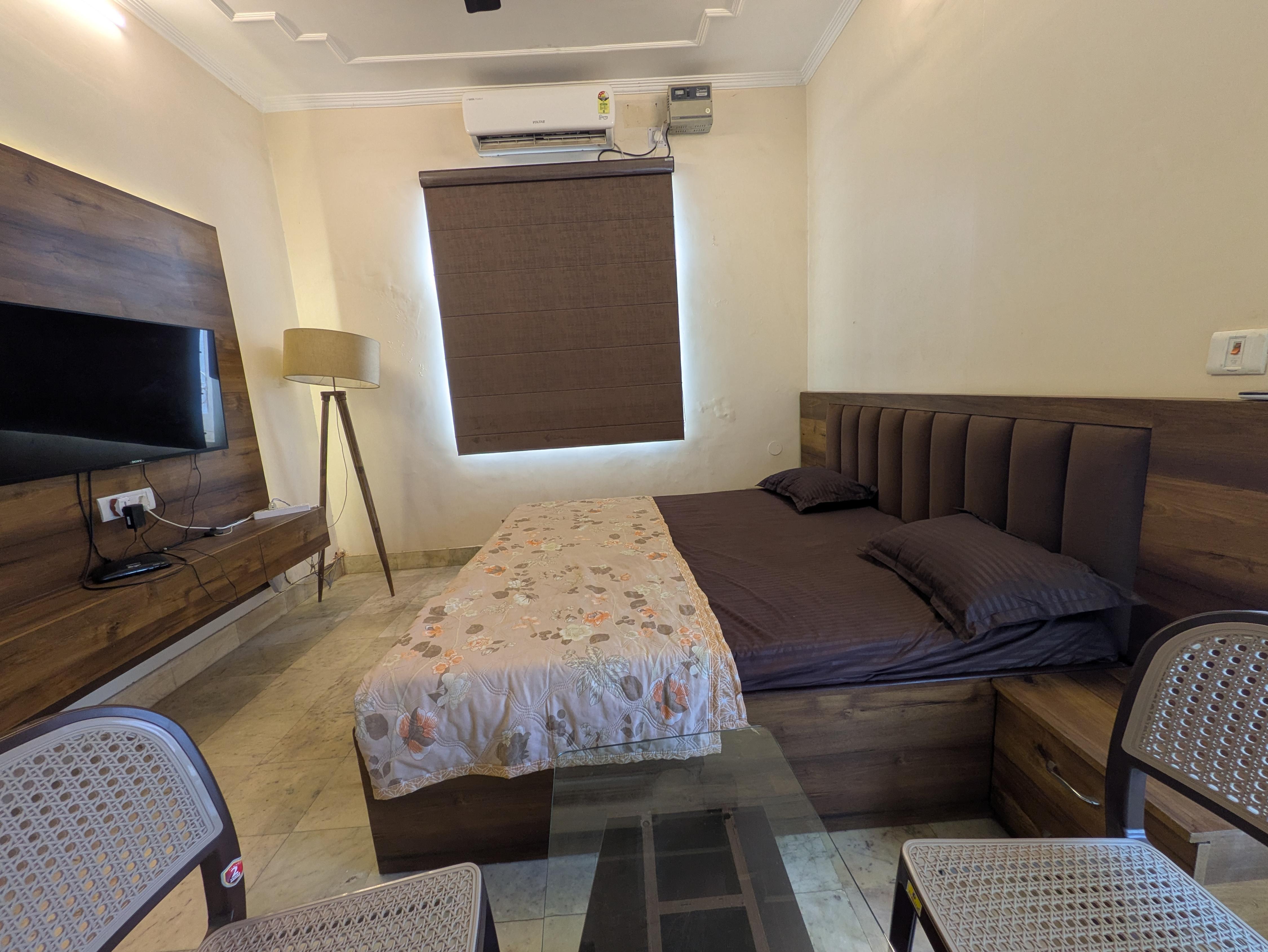Banjara Home Stay - Tap to explore photos