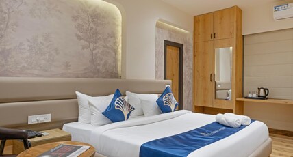 Hotel Elvo Suites, Madhapur, HITEC City Room Type - Premium King Rooms