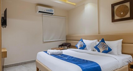 Hotel Elvo Suites, Madhapur, HITEC City Room Type - Standard Queen Rooms