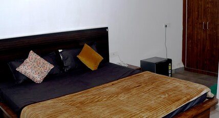 THE RUSTIK  Satpuda Rustic Cottages & Resort Room Type - Deluxe Cottage