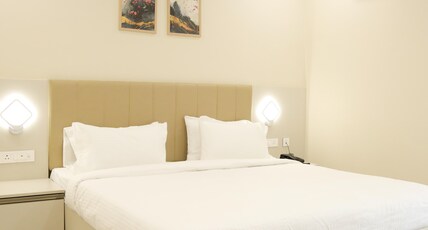 S S GRANDEUR SERVICE APPARTMENTS Room Type - Premium Room AC S S GRANDEUR SERVICE APPARTMENTS Room Type - Premium Room AC