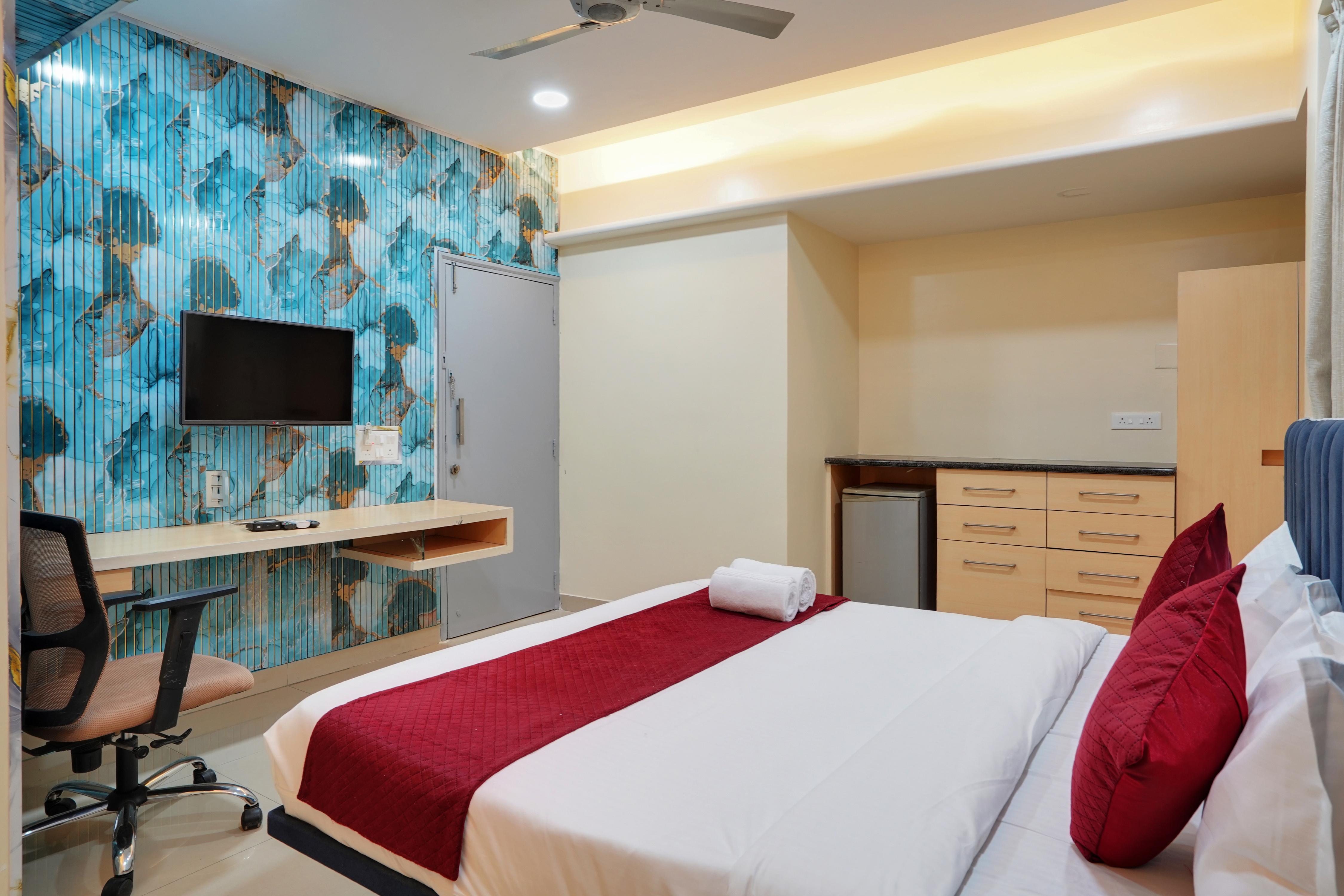 Hotel Samarth Inn Baner - Tap to explore photos