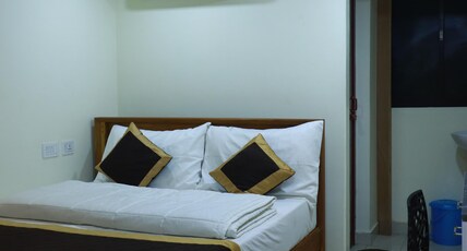 KUMARI RESIDENCY Room Type - DELUXE DOUBLE ROOM