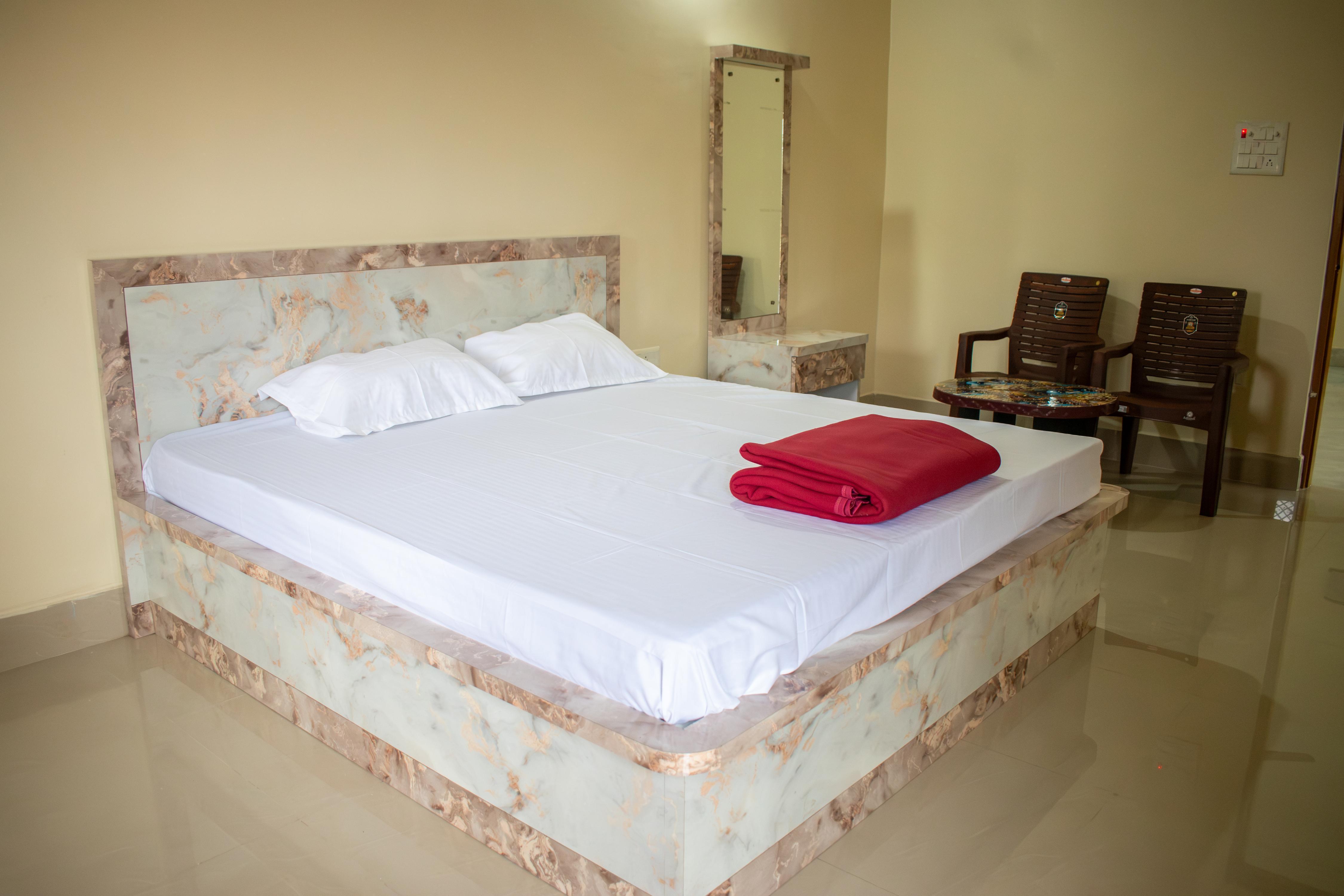 Sagar Guest House - Tap to explore photos