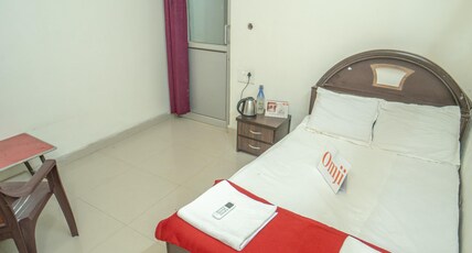 Omji Ashram - Ramayanam Room Type - Standard Double Room