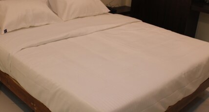 MK TEMPLE INN Room Type - Double Room