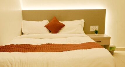 HI-FI SERVICED APARTMENT Room Type - DELUX ROOM NON AC HI-FI SERVICED APARTMENT Room Type - DELUX ROOM NON AC
