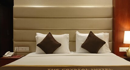 The Crystal Chinar Park Kolkata Airport Room Type - Premium King Room