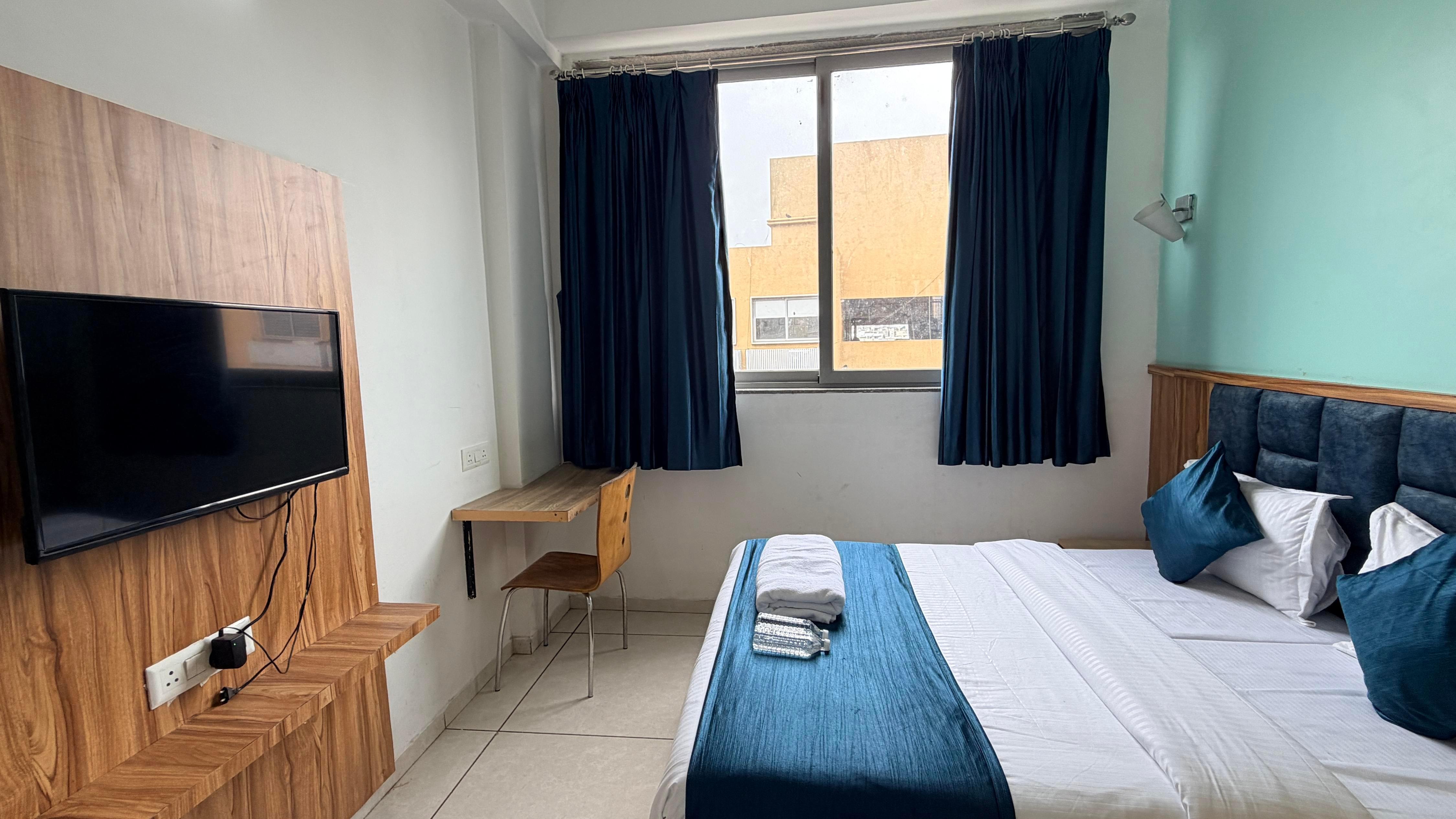 Hotel Maruti R Family Prime - Tap to explore photos