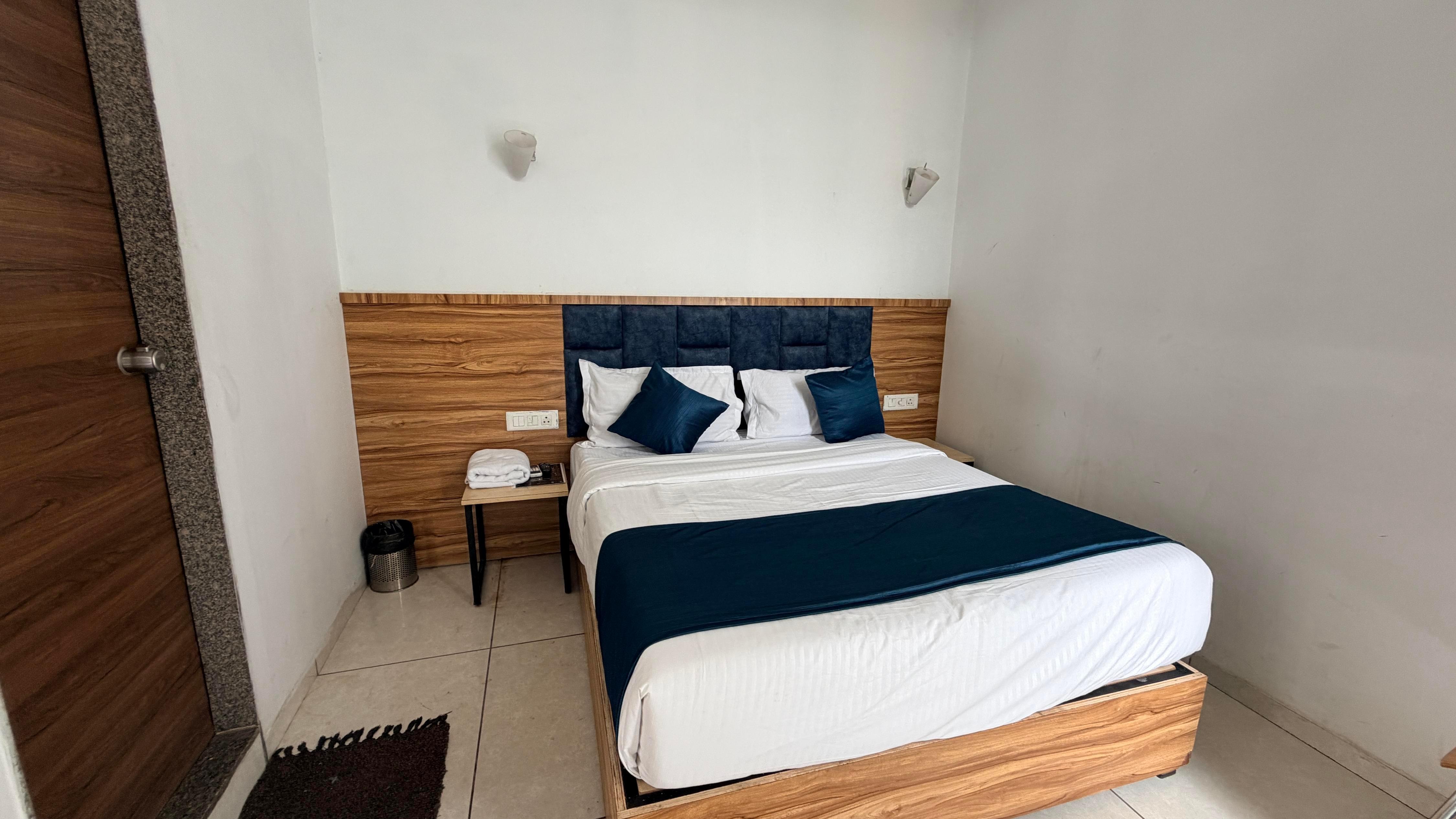 Hotel Maruti R Family Prime - Tap to explore photos