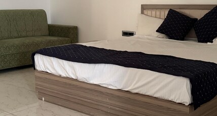 Kranti Hotel Room Type - Deluxe 