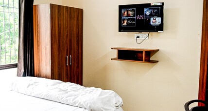 Hotel Madan Residency Room Type - Bedroom 7