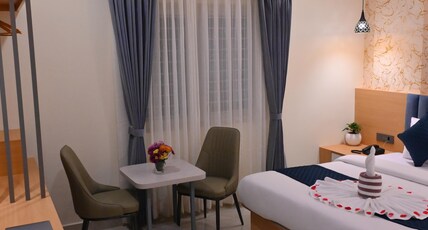 Vinsara Inns Marathahalli-Premium Hotel Room Type - Superior King Room