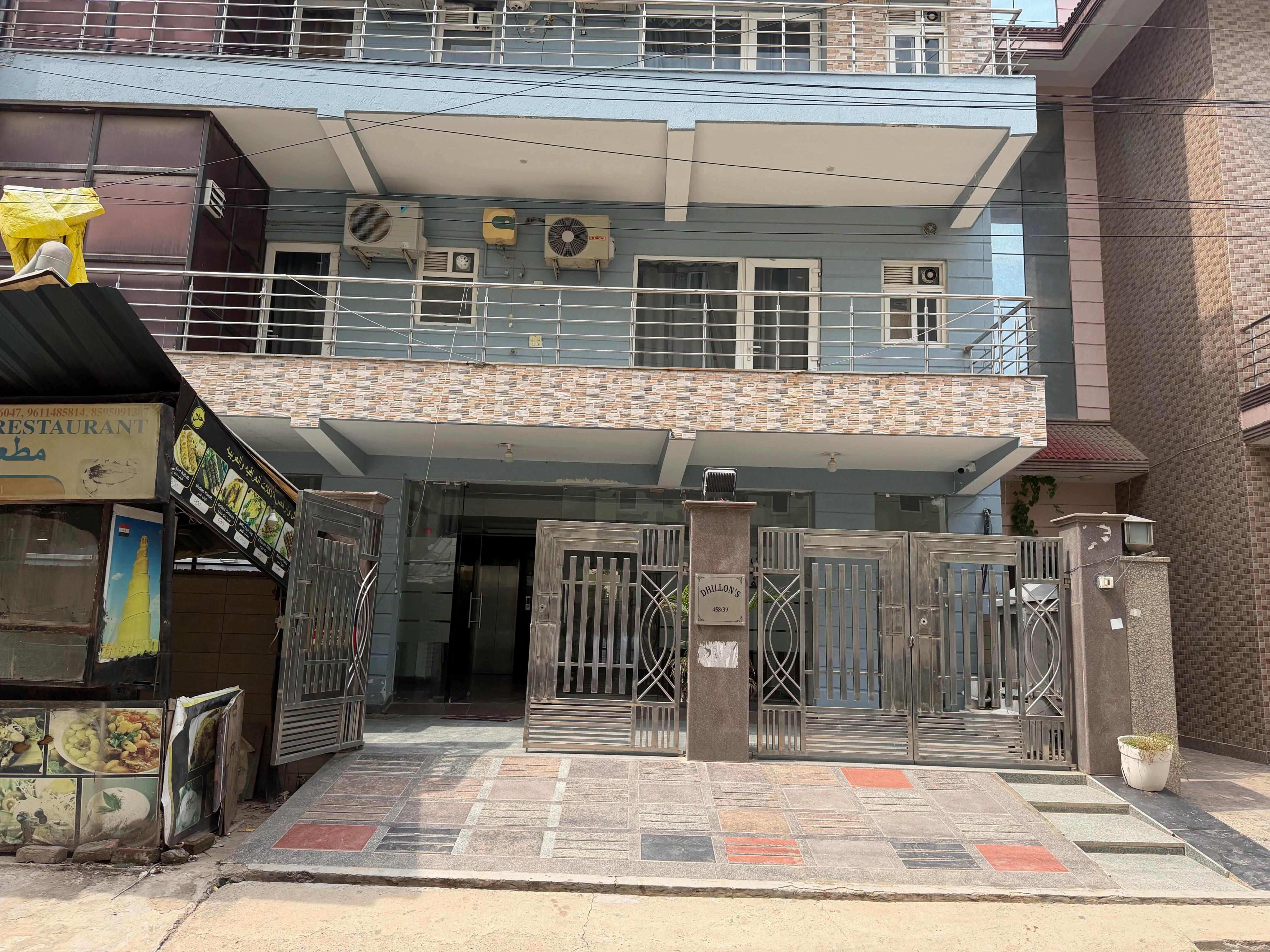 Collection O Sector 39 Gurgaon Formerly Flora - Tap to explore photos