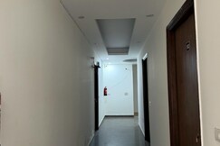 Photos of Collection O Sector 39 Gurgaon Formerly Flora