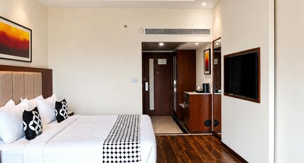 Clubhouse Hotel by CheckIn Amritsar Room Type - Superior King Room