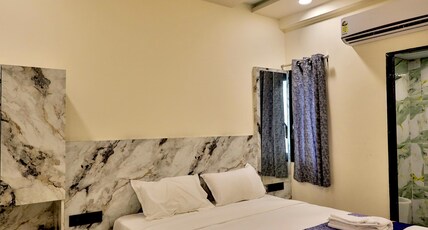 Hotel Shri Ram Inn Room Type - AC Deluxe